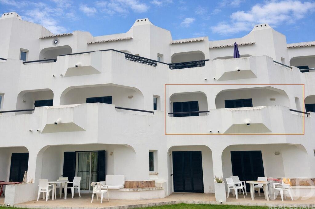 Apartment in Oura