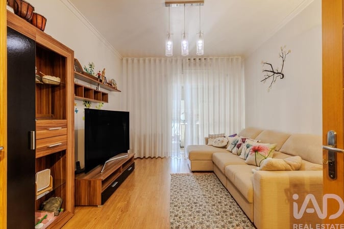 Apartment in Povoa de Santo Adriao - view 1