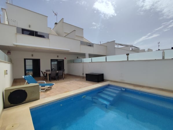 House in Pilar de la Horadada - view 1