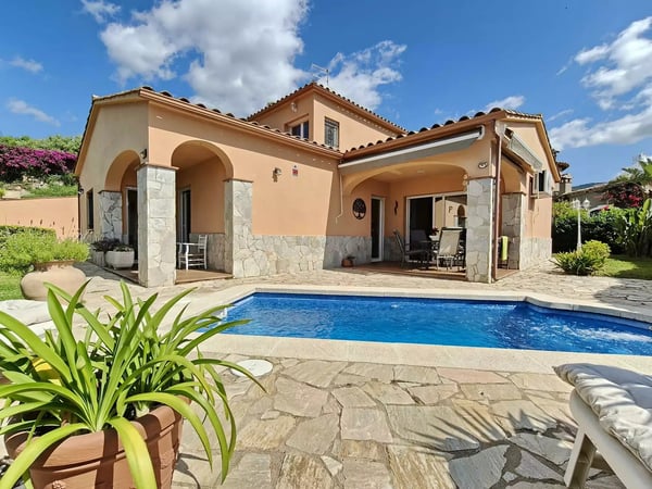Chalet in Calonge - view 1