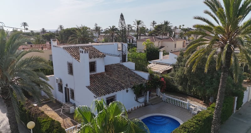 Villa in Cabo Roig - view 1