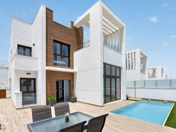 Villa in Torrevieja - view 1