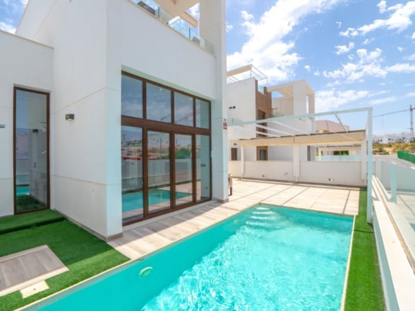 Villa in Torrevieja - view 1