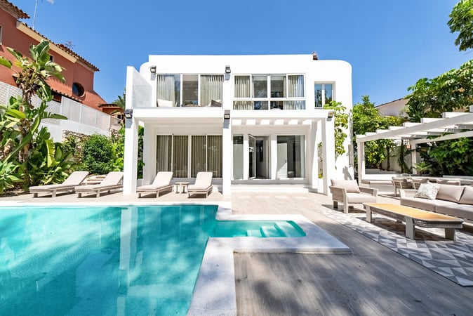 Villa in Canary Islands - view 1