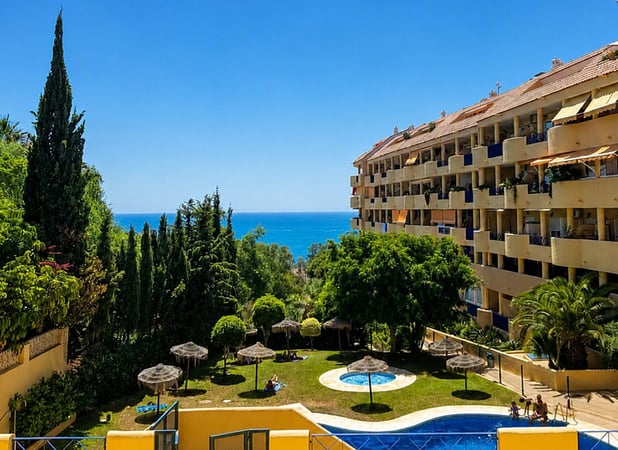 Penthouse in Torreblanca - view 1