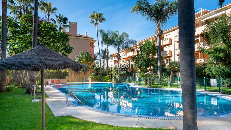 Apartment in Artola - view 1