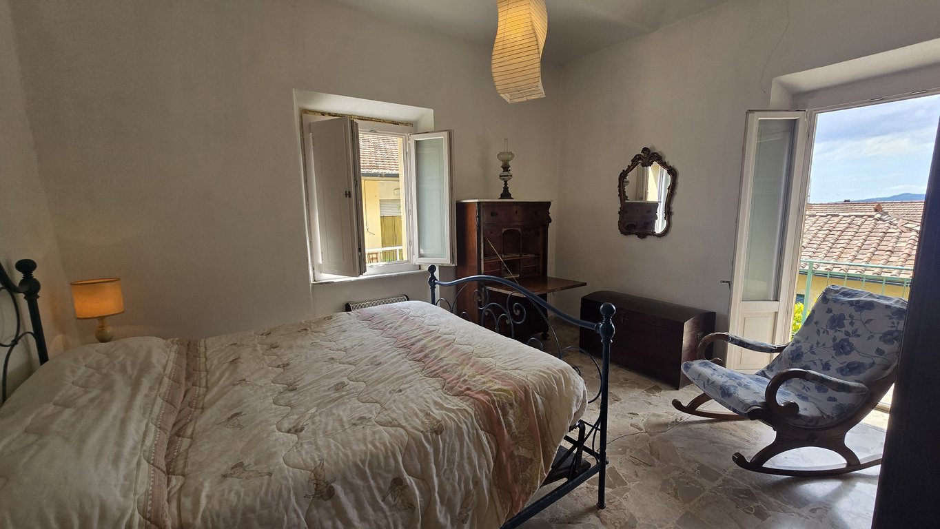 House in Volterra - Image 2