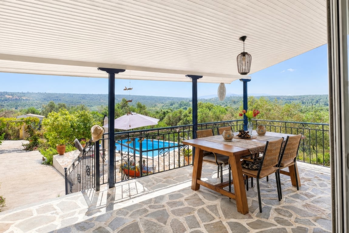 Villa in Chomatada - Image 3
