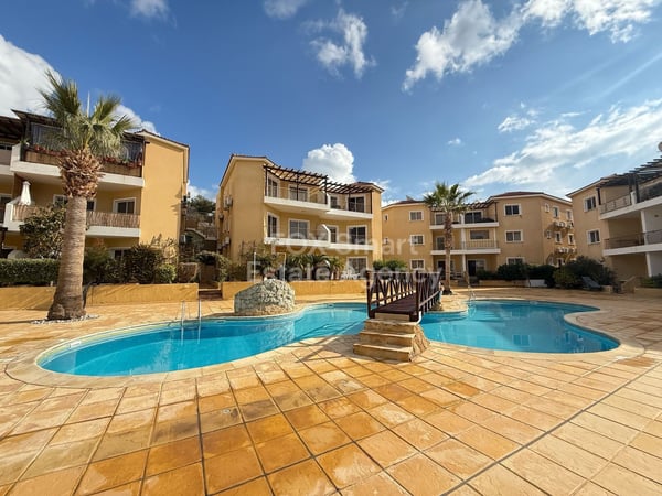 Apartment in Pafos - view 1