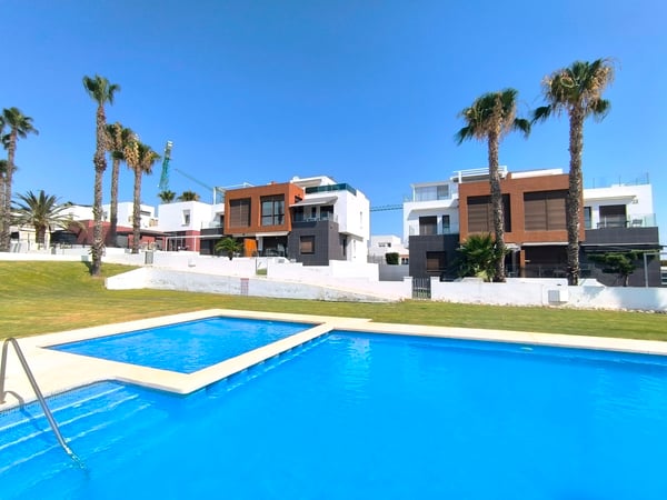 Apartment in Algorfa - view 1