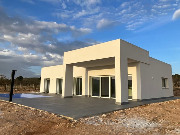 House in Pinoso - view 1