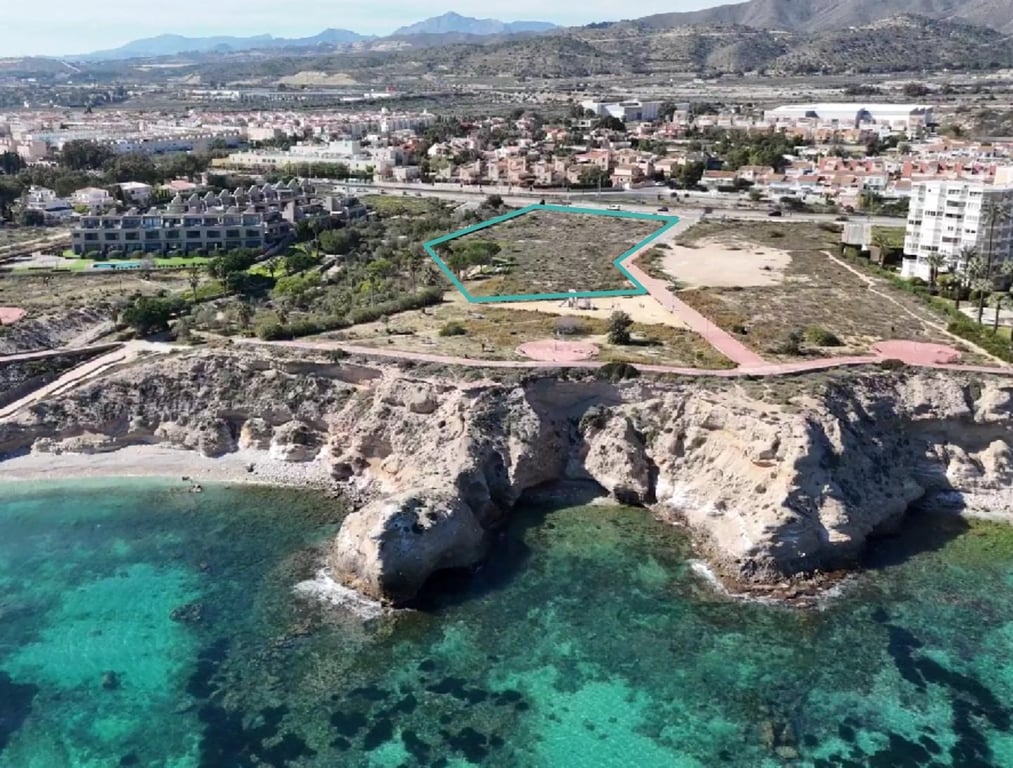 Villa in El Campello - Image 2