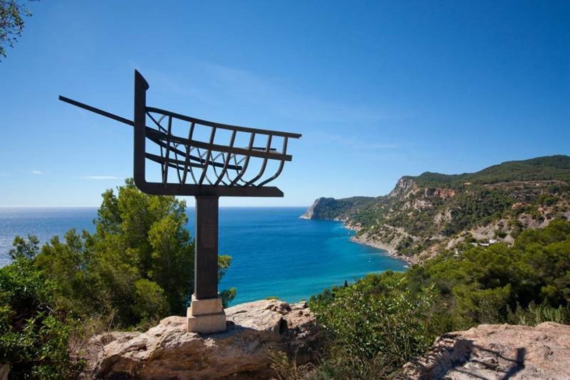 Villa in Es Cubells - Image 3