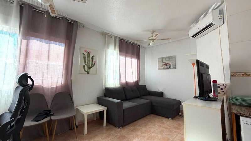 Apartment in Torrevieja - view 1