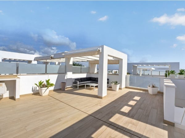 Apartment in Residencia los Altos - view 1