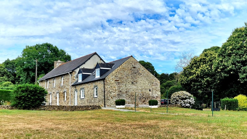 House in Plemet - view 1