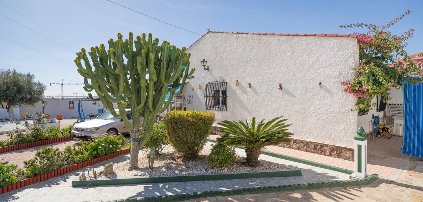 House in Ciudad Quesada - Image 2