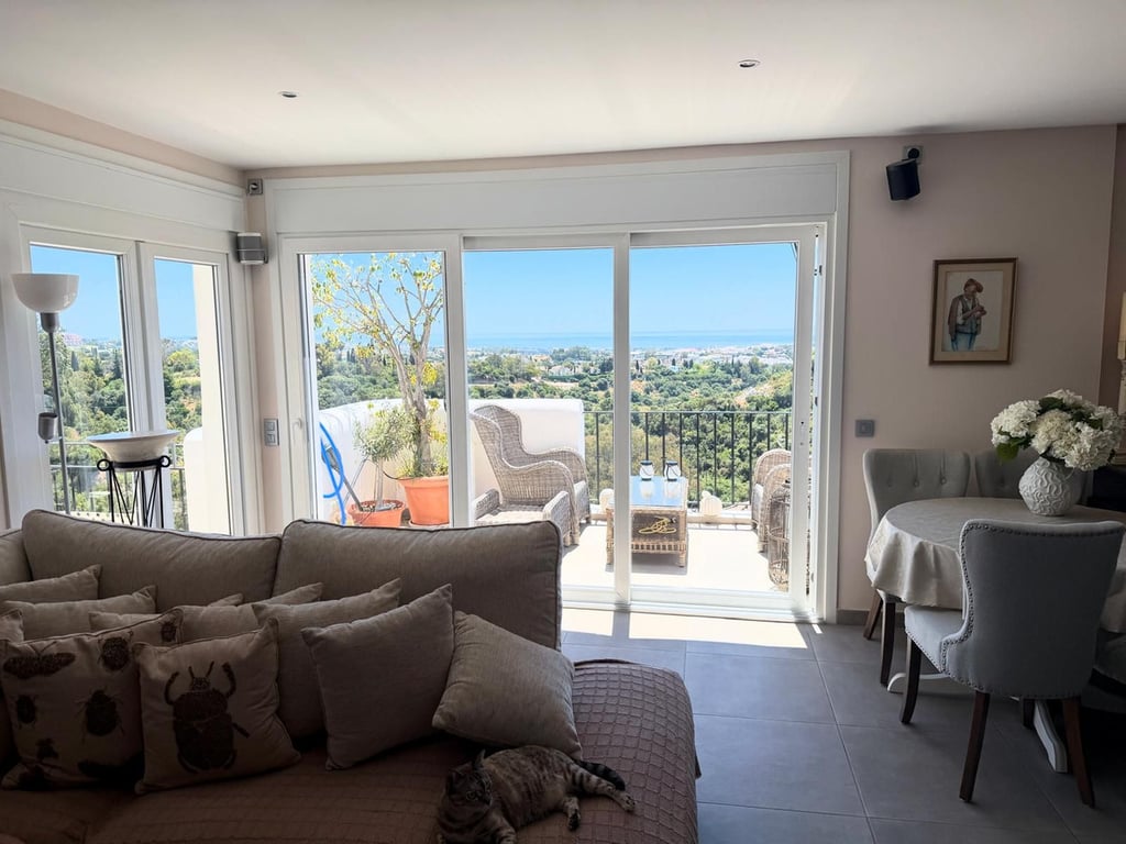 Penthouse in Benahavis - Image 3