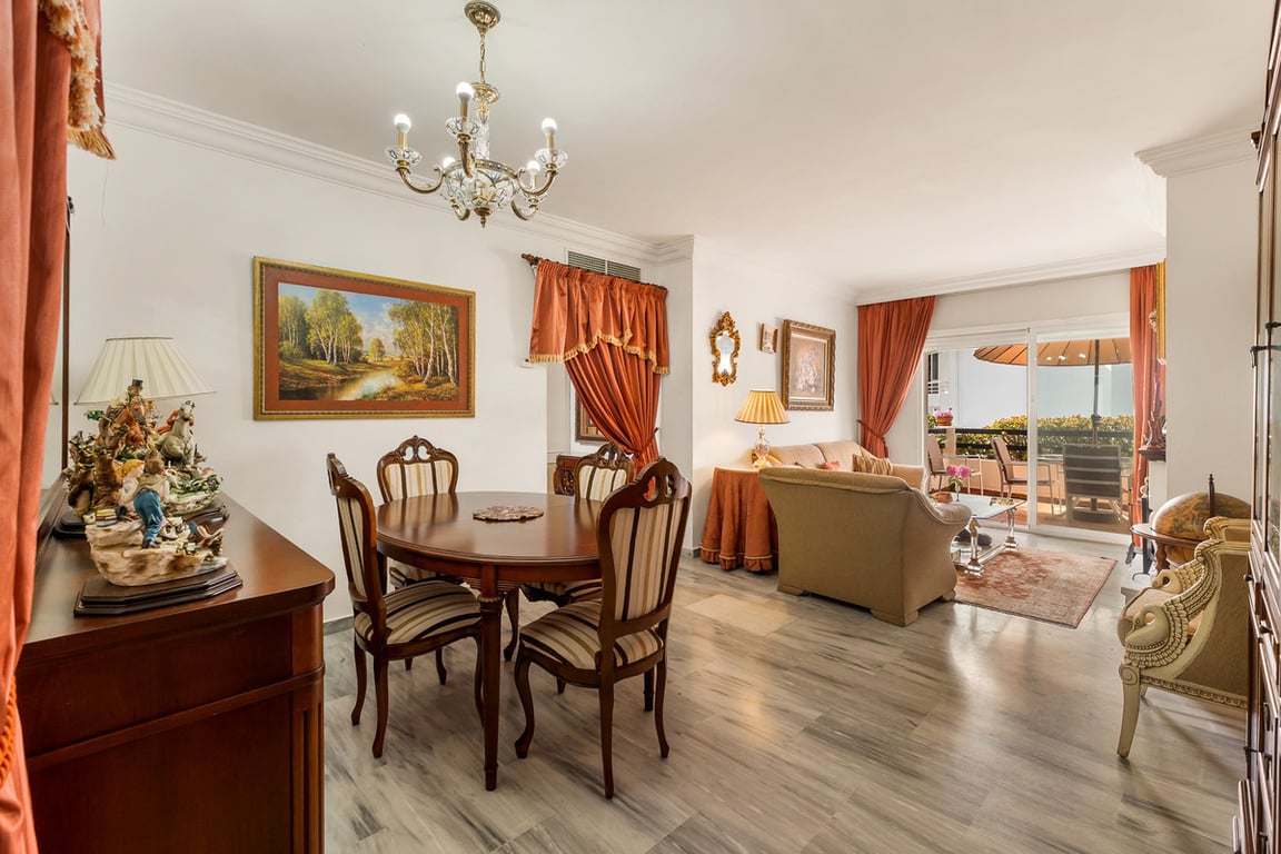 Apartment in Guadalmina - Image 3