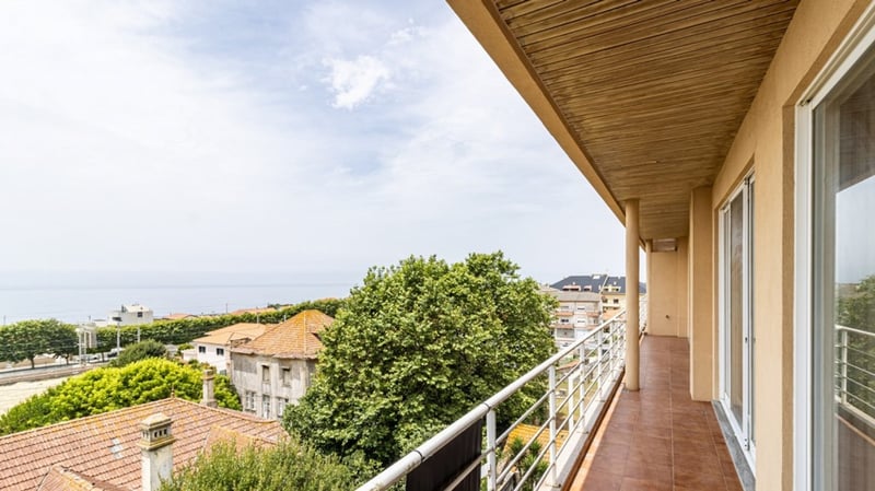 House in Madalena - view 1