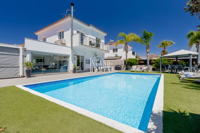 House in Sotira - view 1
