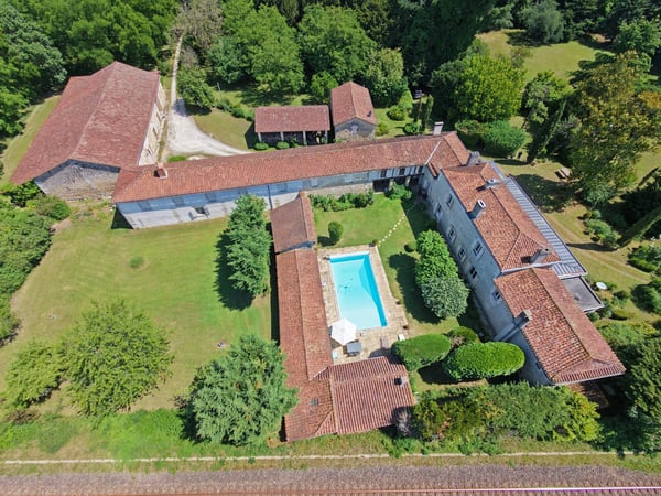 House in Razac-sur-l'Isle - view 1