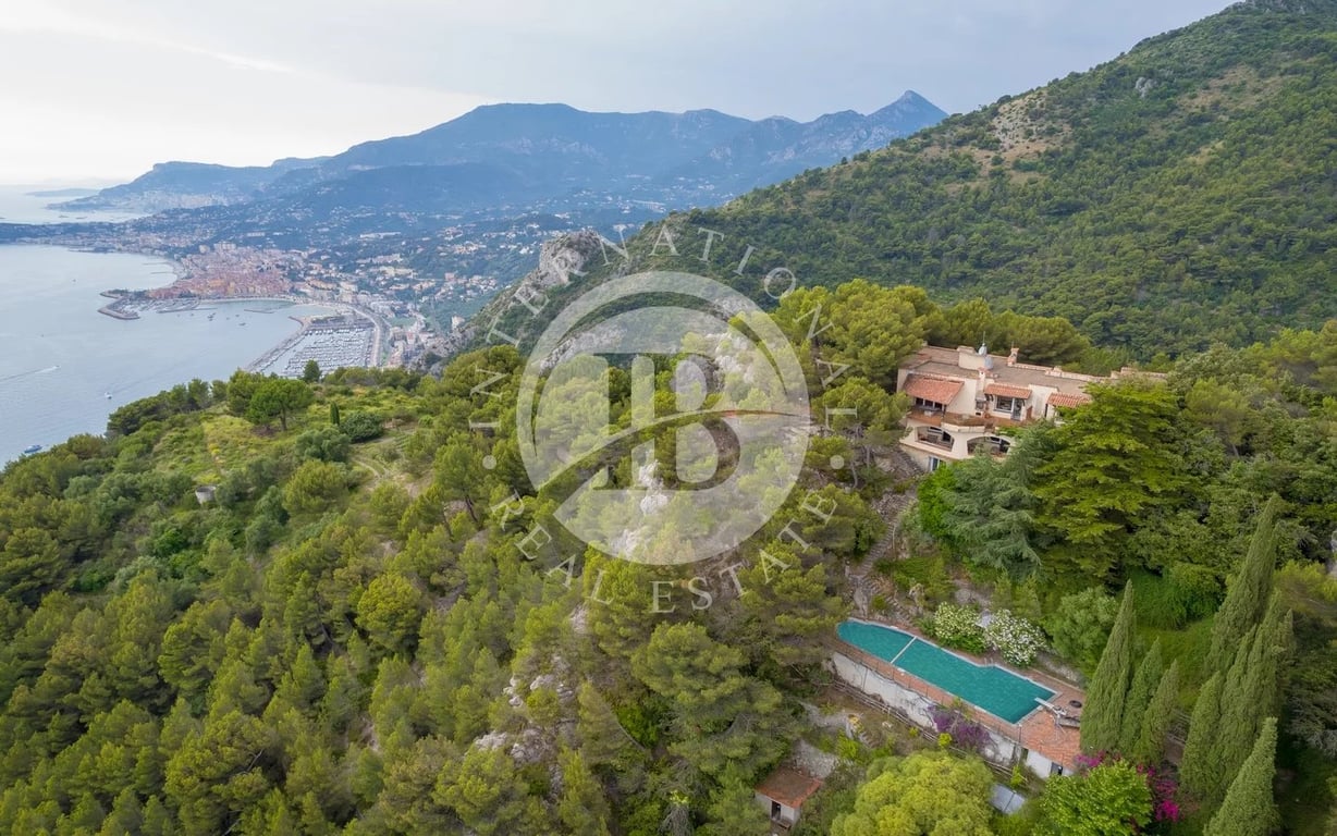 Villa in Ventimiglia - Image 3