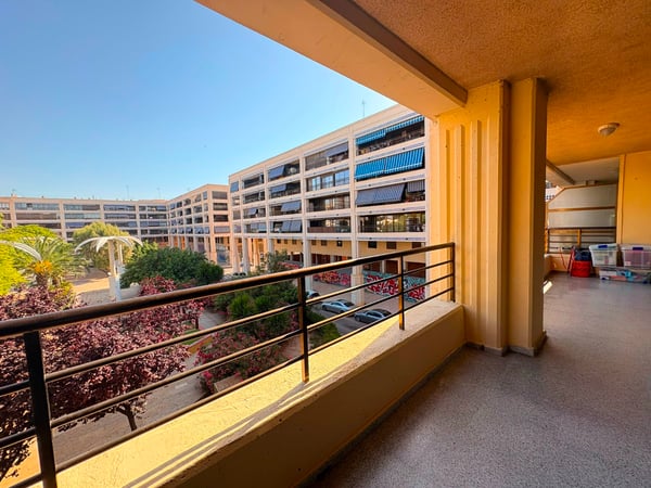 Apartment in Guardamar del Segura - view 1