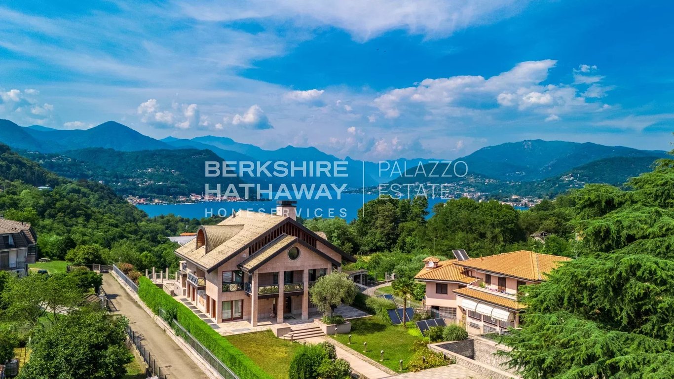 Villa in San Maurizio d'Opaglio - Image 3