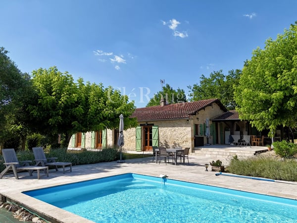 House in Duras - view 1