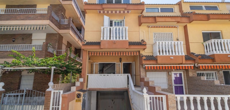 House in Torre de la Horadada - view 1