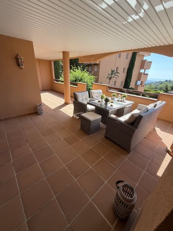 Apartment in La Mairena - view 1