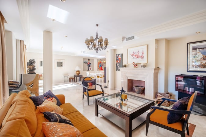 Penthouse in Nueva Andalucia - view 1