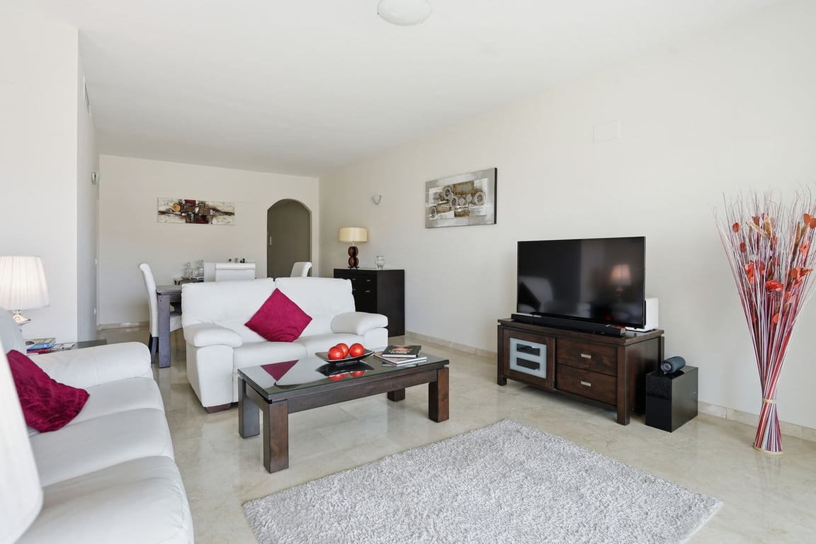 Apartment in El Chaparral - Image 3