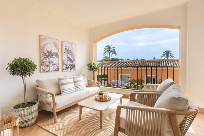 Apartment in Nueva Andalucia - view 1