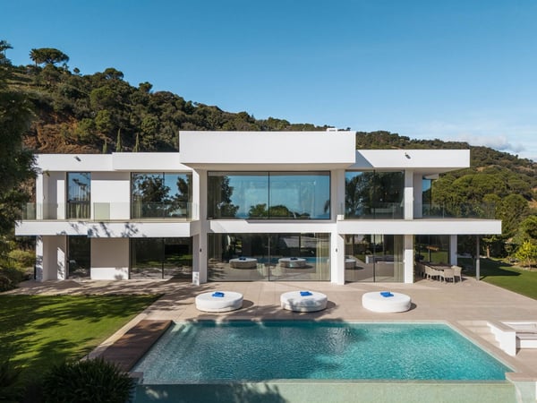 Villa in Malaga - view 1