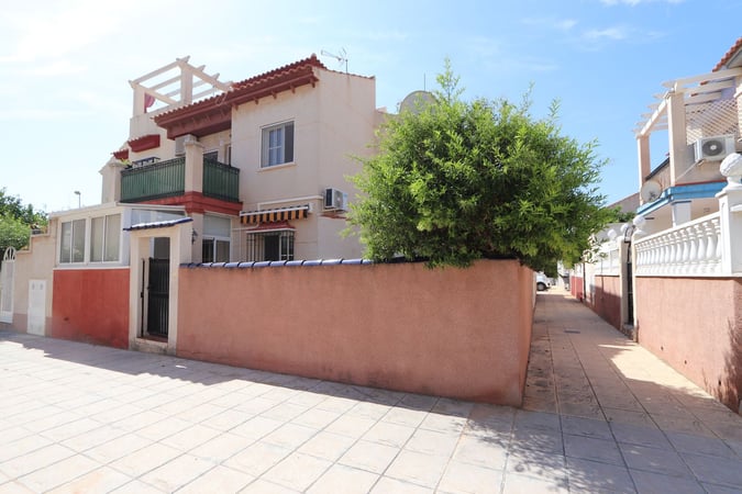 Apartment in Playa Flamenca - view 1