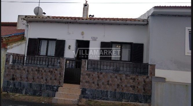 House in Monte de Sao Joao - view 1