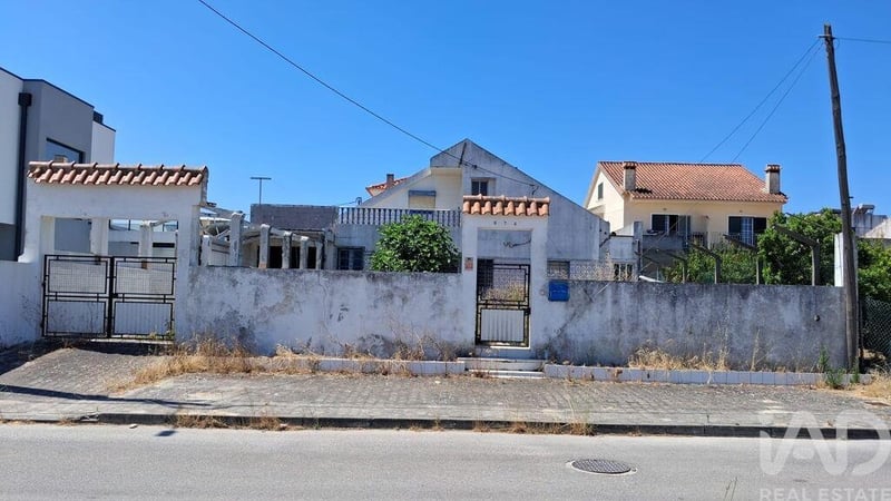 Land in Fernao Ferro - view 1