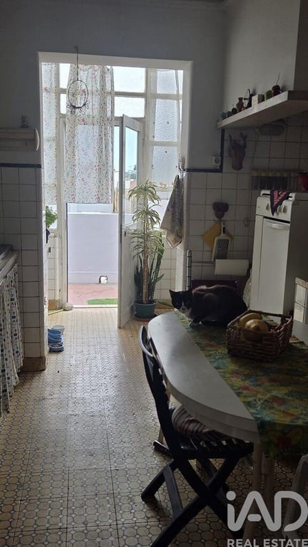 Apartment in Alhandra - Image 2