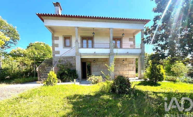 House in Lanhezes - view 1
