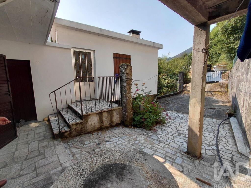 House in Fiaes - Image 3
