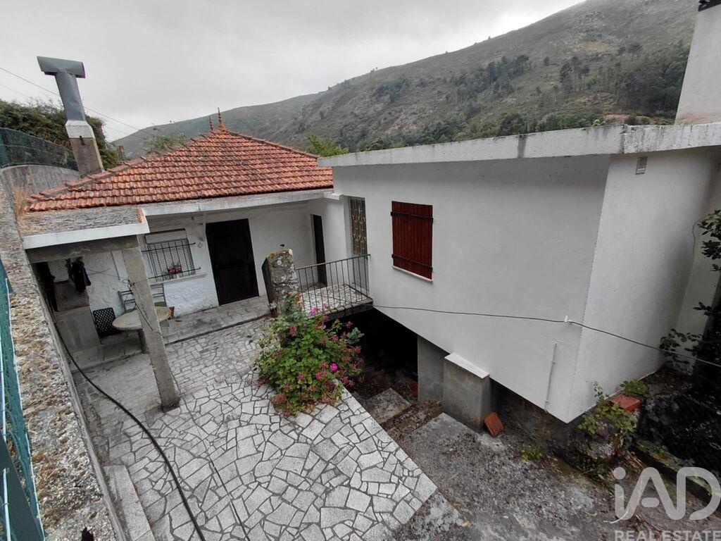 House in Fiaes
