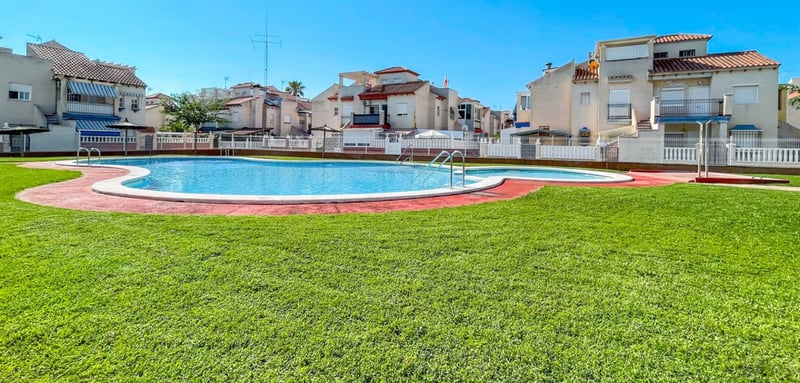 Villa in Playa Flamenca - view 1