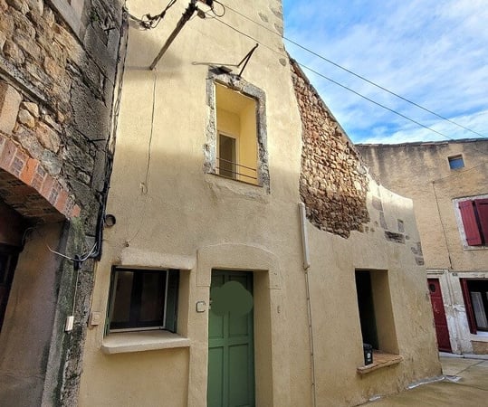 House in Capestang - view 1