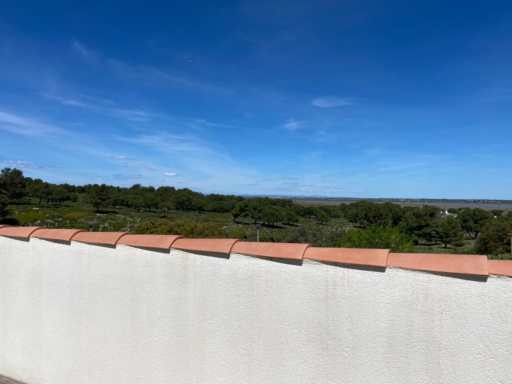 Apartment in Vires - Image 2