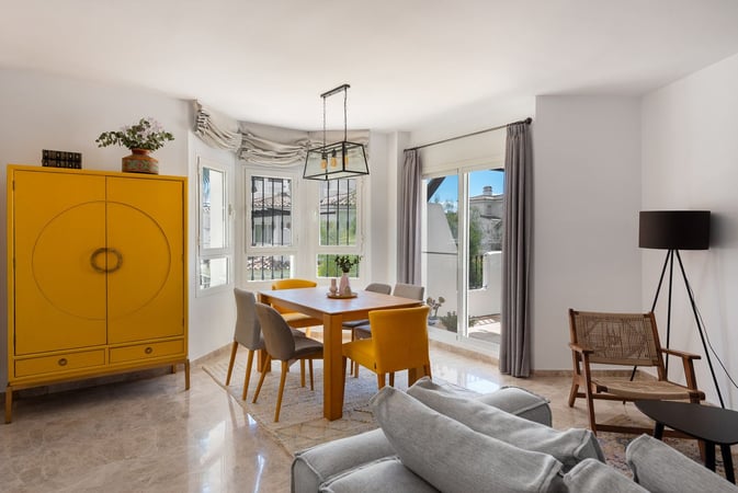 Apartment in Nueva Andalucia - view 1