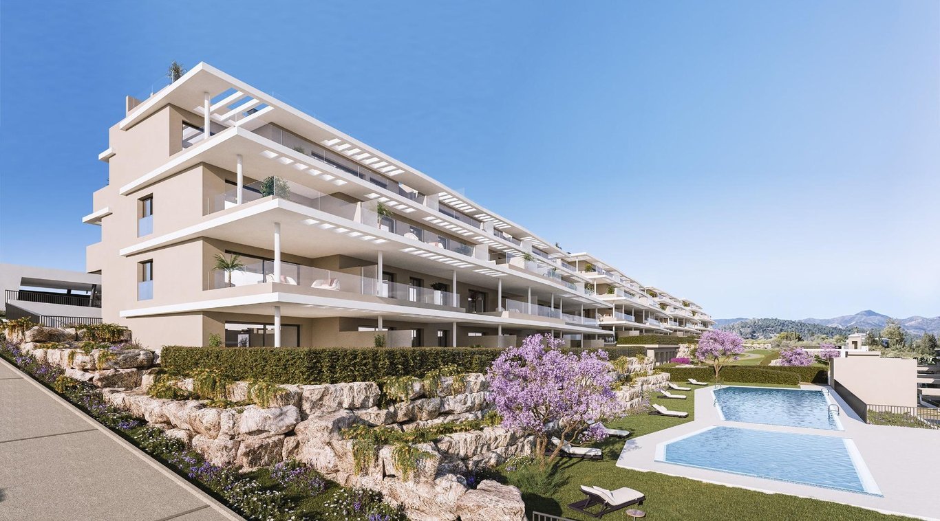 House in Estepona - Image 2