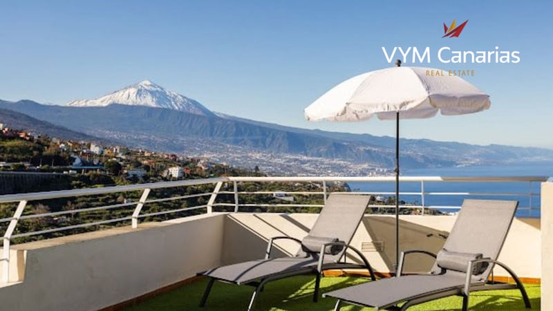 Villa in Sauzal - view 1