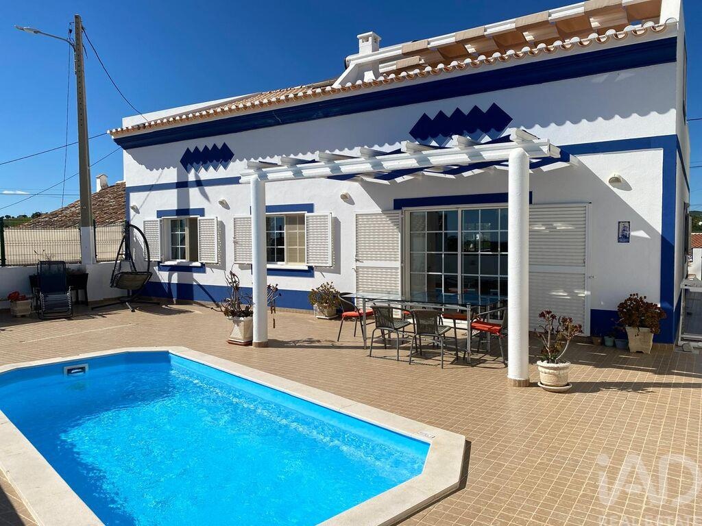 House in Santo Estevao